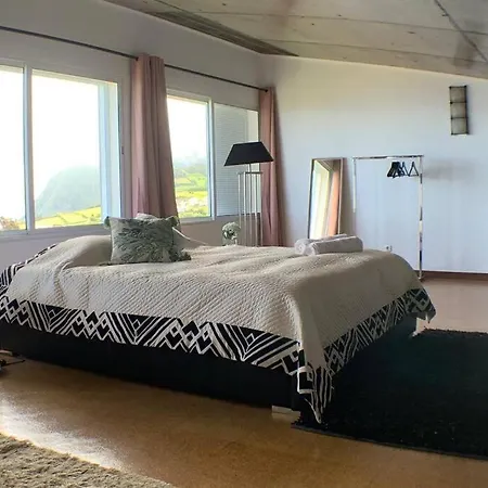 Sunrise House Holiday home *